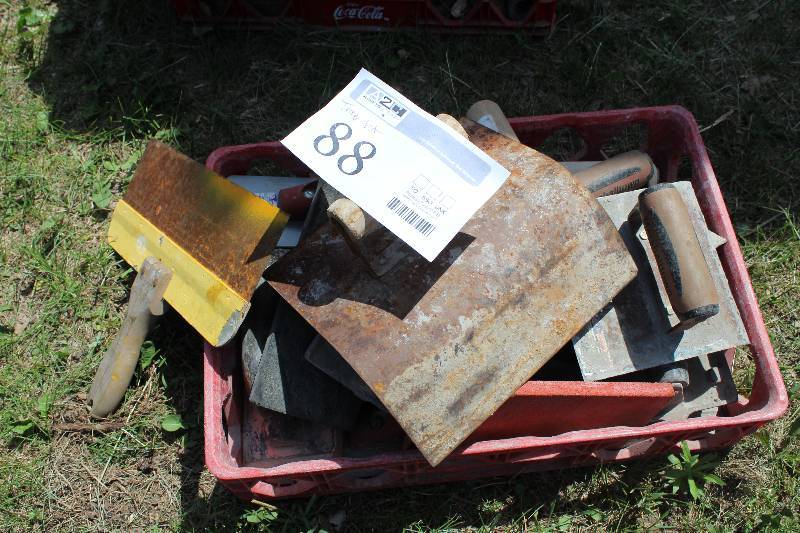 lot 88 image: Concrete Hand Trowels