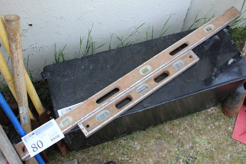 lot 80 image: Lot of (2) Carpenter Levels