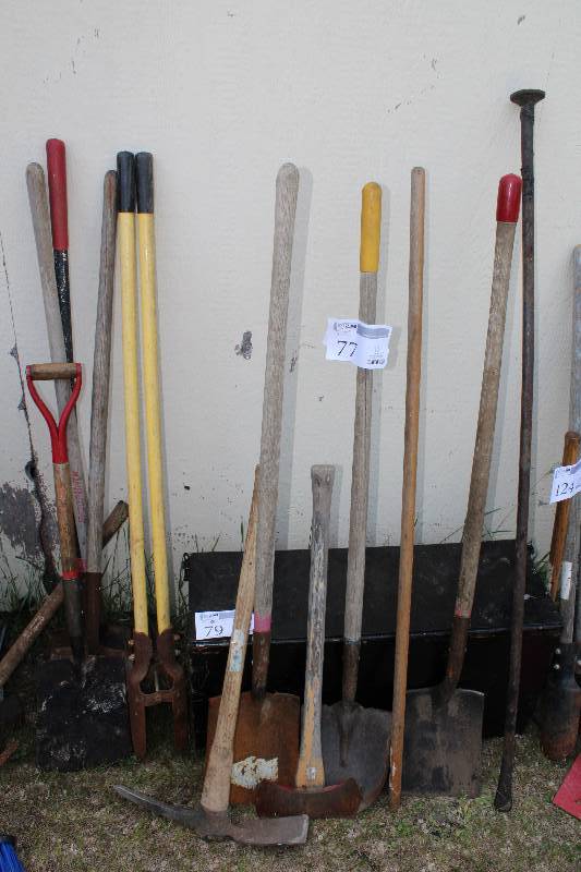 lot 77 image: Lot of (11) Concrete Tools - Axe, Shovel, Post Hole Digger, Sledgehammer, And More