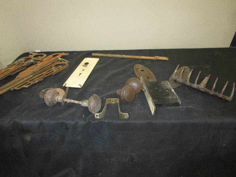 lot 77 image: Antique Curtain Holders
