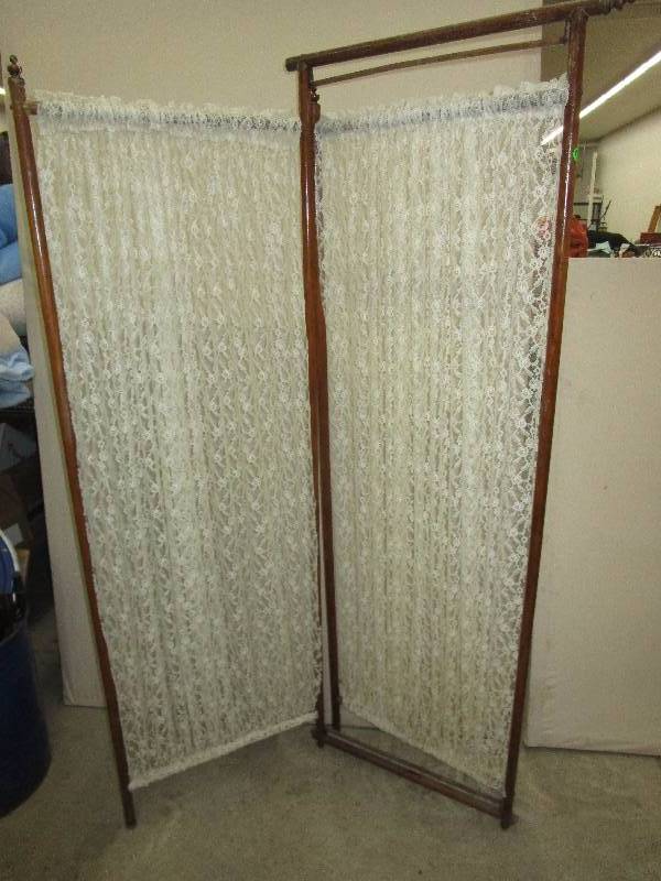 lot 80 image: Room Divider 62 inches tall by 38 inches wide