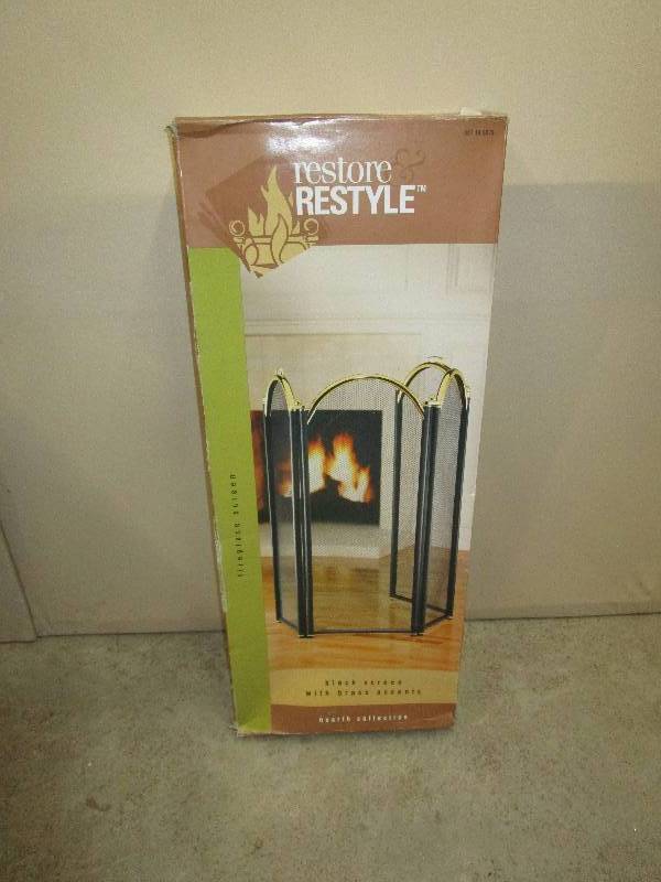 lot 88 image: Fireplace Screen