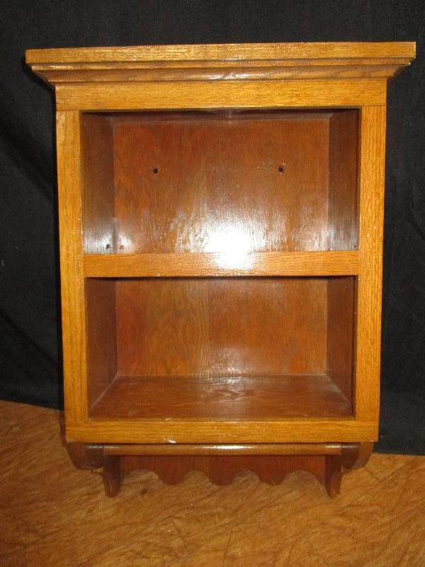 lot 163 image: shelve 19X9.5X28