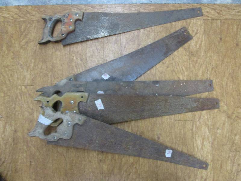 lot 160 image: 5 hand saws