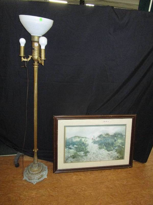 lot 173 image: Antique standing lamp, works. W picture 30X27.5