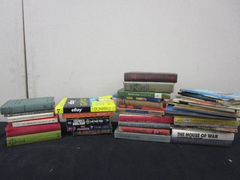 lot 5 image: Misc Old Books