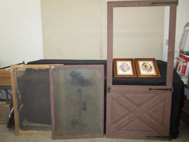 lot 36 image: Wood Screen 43 x 30 14, Piece of Glass 43 14 x 29 34, Door Frame 3 x 77 , 2 Pictures 15 12 x 13 12