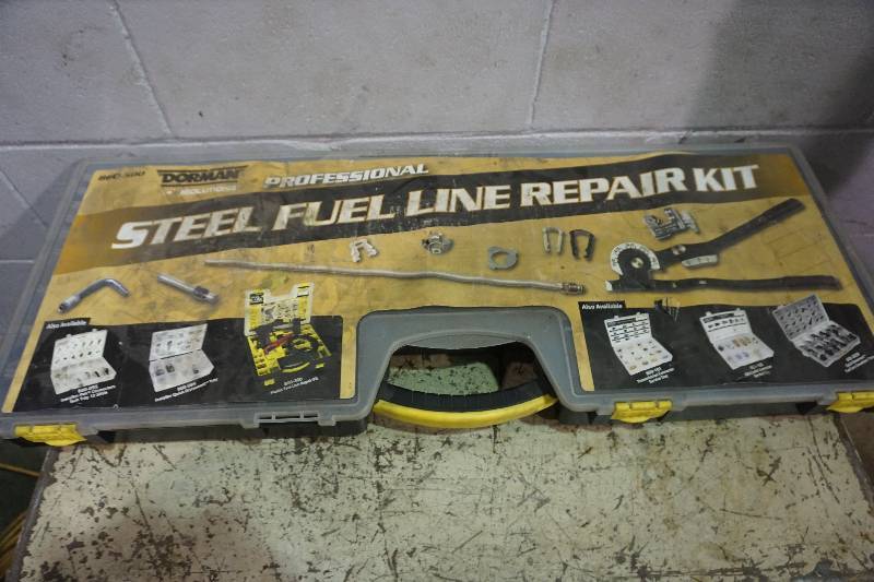 lot 36 image: OE Solutions Doorman Model 800-500 Steel Fuel Line Repair Kit With Case