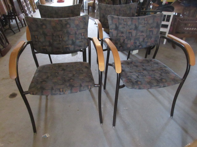 lot 113 image: GAME CHAIRS