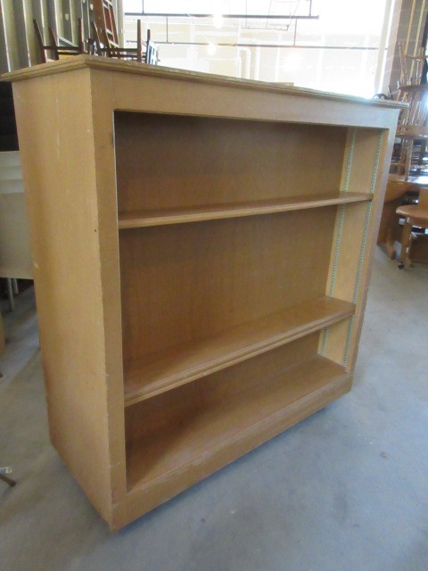 lot 120 image: DOUBLE SIDED 0AK BOOKCASE