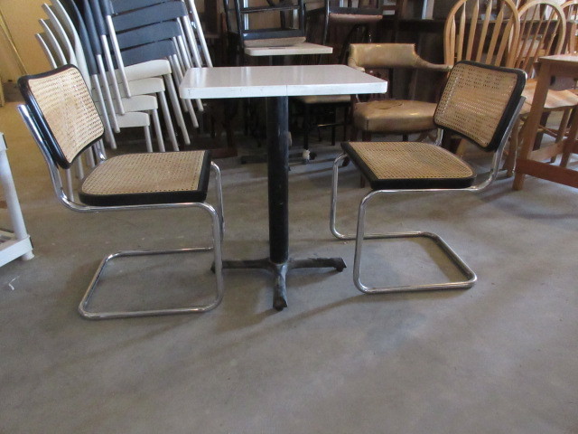 lot 124 image: TABLE AND CHAIRS