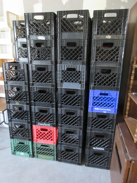 lot 137 image: PLASTIC CRATES