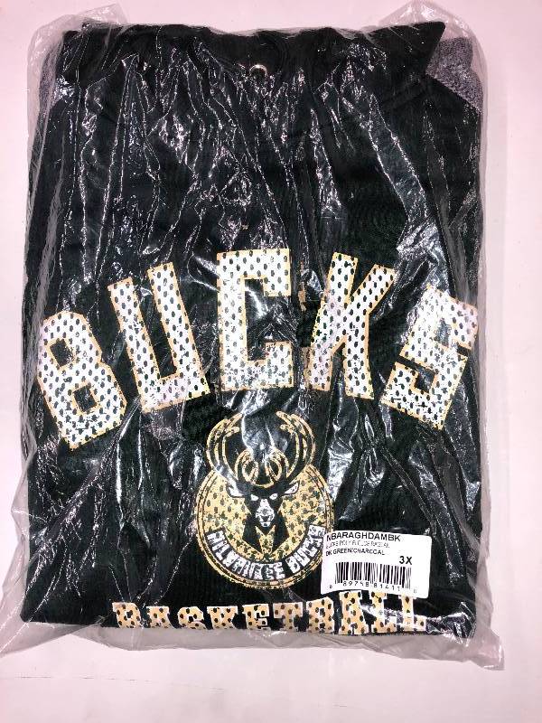 NEW Packaged 3XL Milwaukee Bucks Sweatshirt