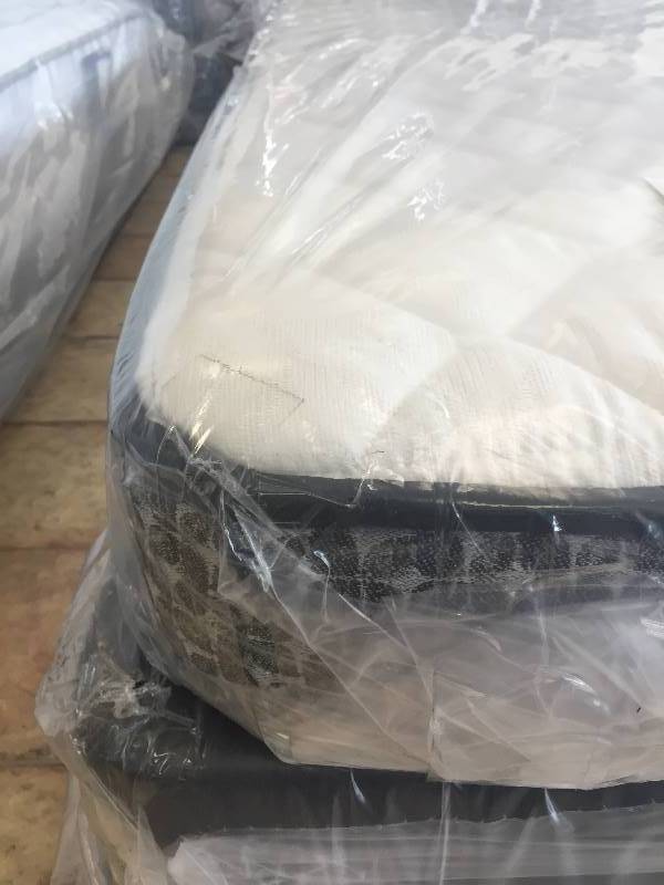 NEW QUEEN-- SEALY IVORY FIRM TIGHT TOP -- QUEEN SIZE MATTRESS