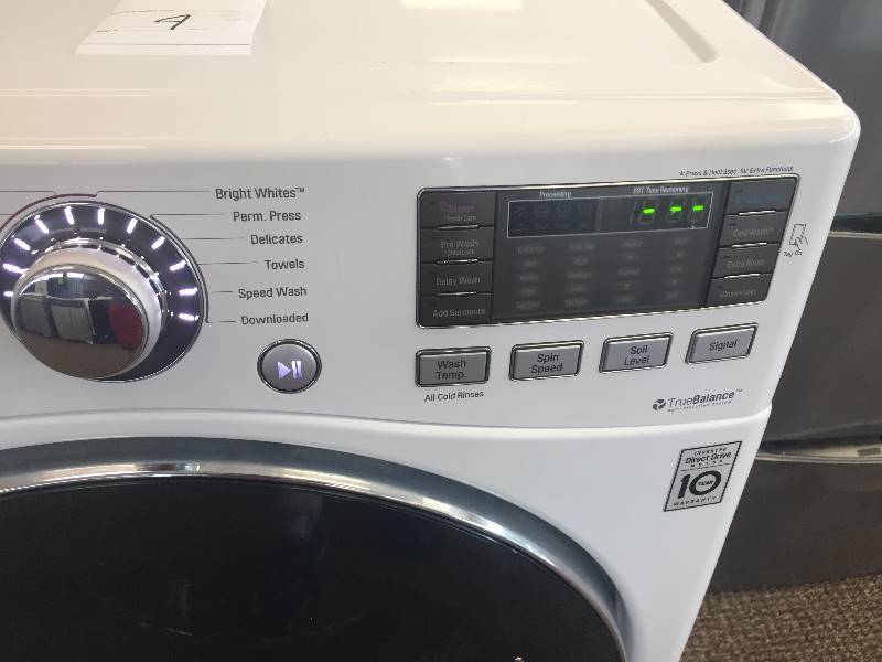 NEW- SCRATCH & DENT LG 4.5 cu. ft. Ultra Large Capacity TurboWash� Washer- MODEL# WM377OHWA