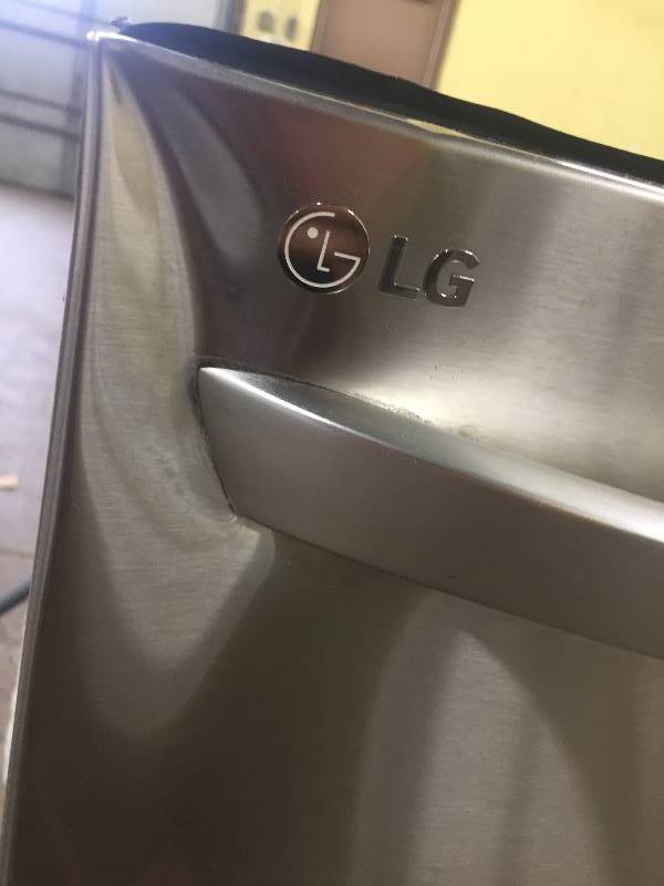 NEW SCRATCH & DENT LG Top Control Dishwasher w Height Adjustable 3rd Rack- MODEL# LDF7774ST