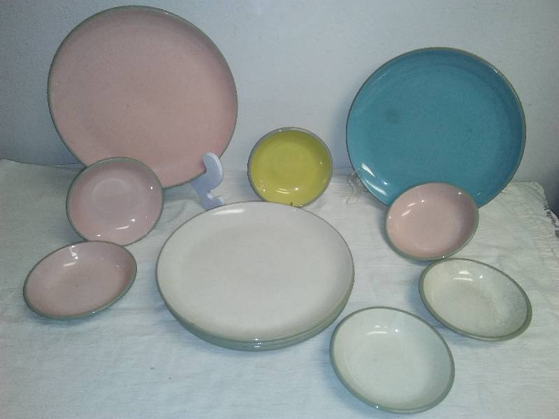 lot 154 image: Harkerware vintage stoneware