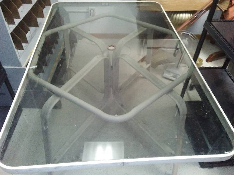 lot 158 image: Patio table with glass top