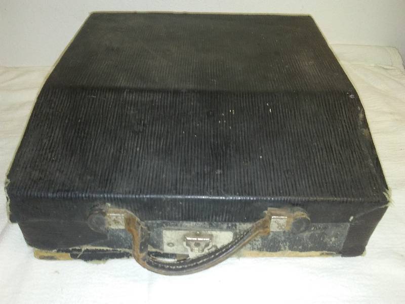 lot 162 image: Vintage typewriter Remington (Dated documentation Circa 1929)