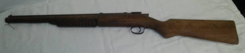 lot 181 image: Vintage Benjamin Franklin air rifle, pellet, BB