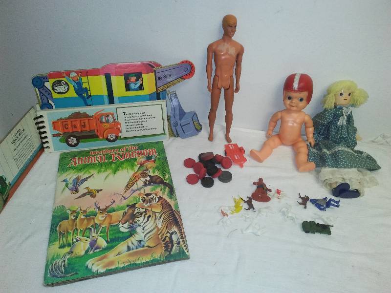 lot 189 image: Vintage toys and books, 1968 Kendall and more