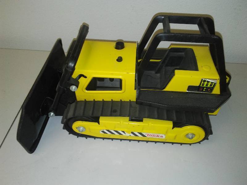 lot 241 image: Tonka Bulldozer, Near Mint