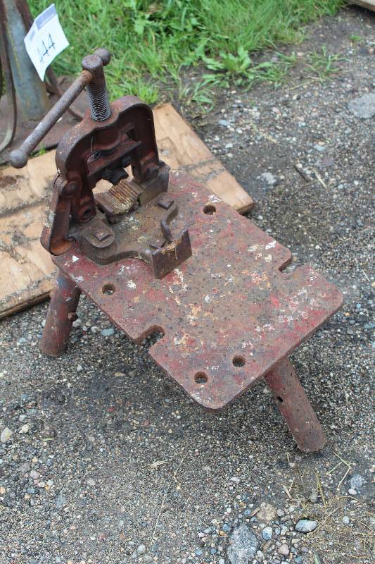 lot 449 image: Ridgid 2.5in. Pipe Vise