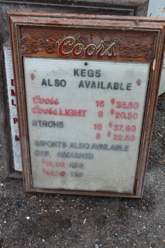 lot 466 image: Coors Message Board