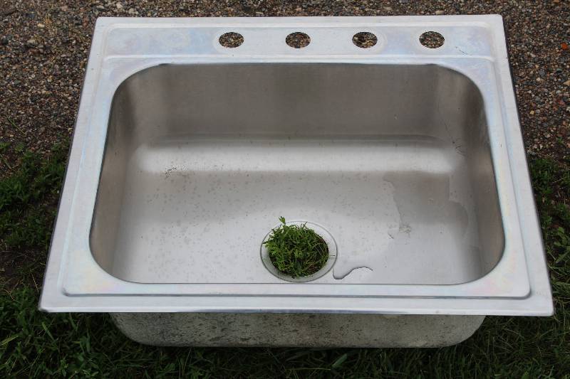 lot 481 image: Stainless Steel Sink wo Fixtures
