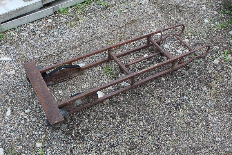 lot 482 image: 2-Wheel Appliance Dolly