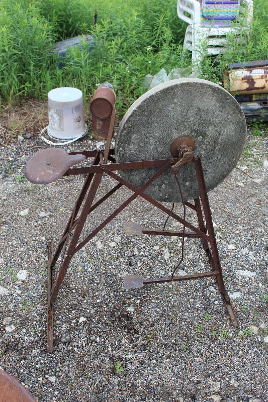 lot 492 image: Vintage Grinding Wheel