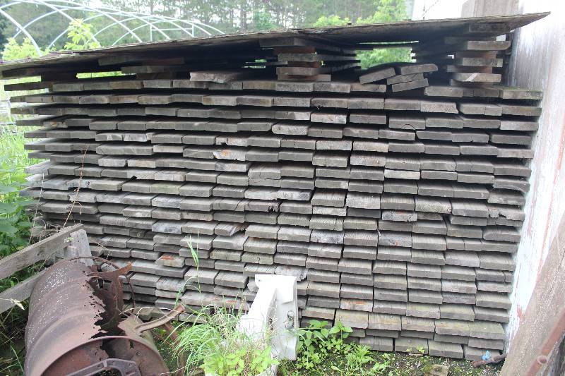 lot 510 image: Lot of (40) 2x8 Green Treated Lumber
