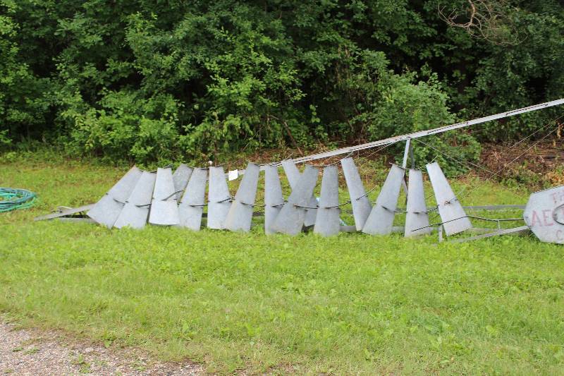 lot 320 image: Aermotor 3 legged rare Windmill