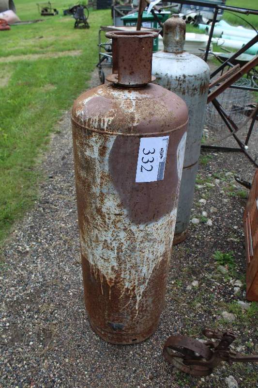 lot 332 image: Propane Tank