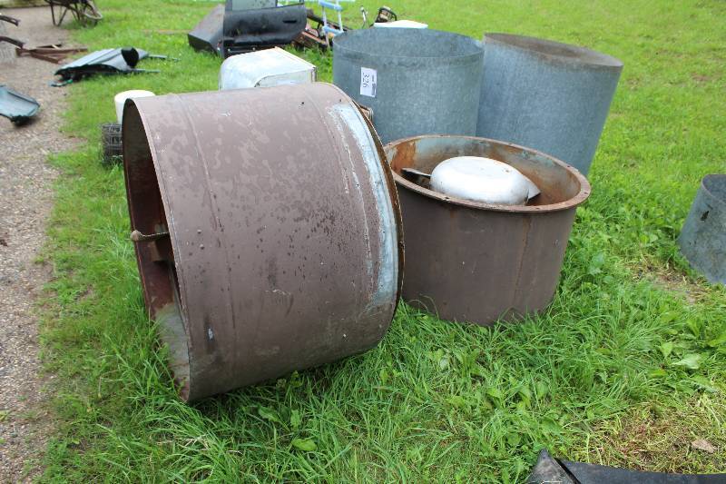 lot 325 image: Lot of (2) Commercial Large Roof Vents
