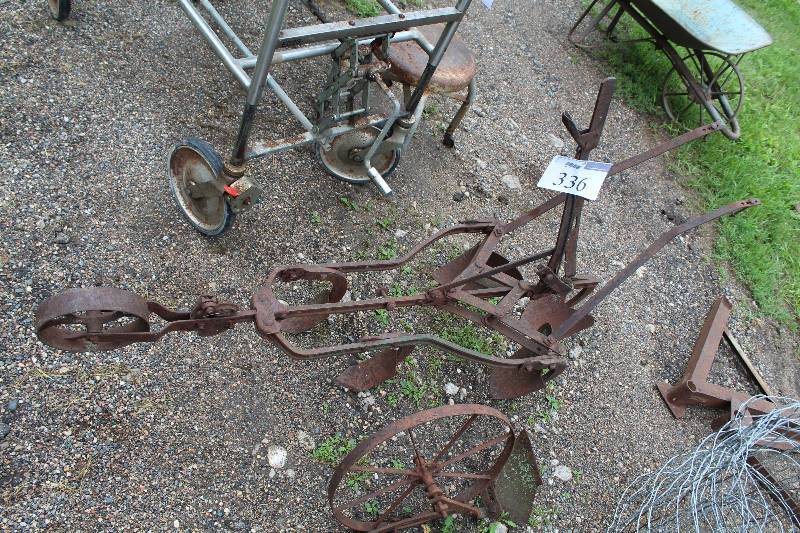 lot 336 image: Antique Horse drawn Plow