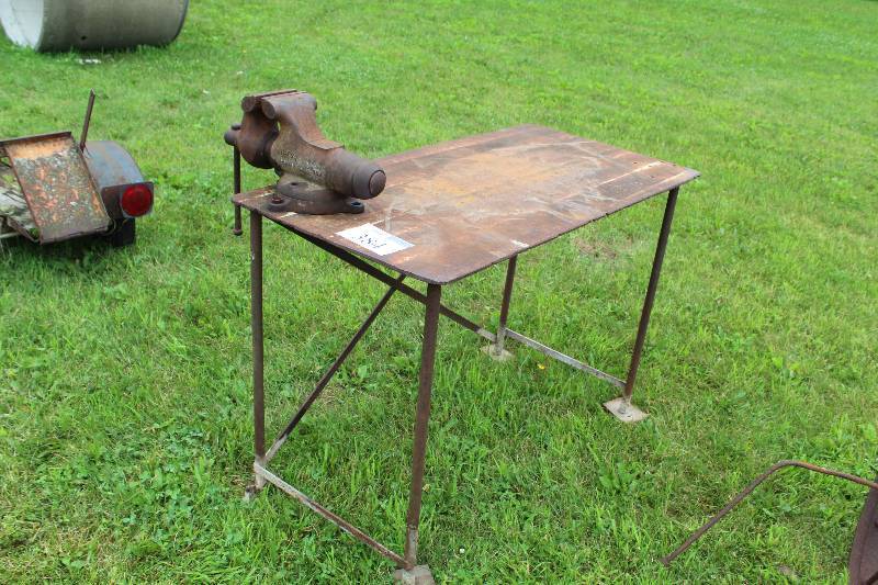 lot 384 image: Metal Work Table w Wilton Bench Vise
