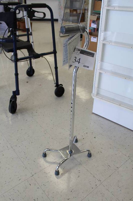 lot 34 image: Sunmark 4-leg Walking Cane