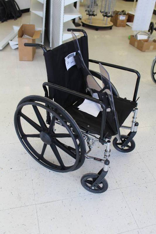 lot 36 image: AXS 4 Lite Wheel Chair w Tray