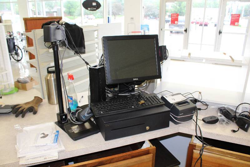 lot 9 image: Point of Sale System w Dell Monitor, Keyboard, Epson Cash Receipt, APG Cash Drawer w Keys, Datalogic Gryphon Scanner, Topaz Systems Credit Card Scanner, Dell Optiplex 780m Computer