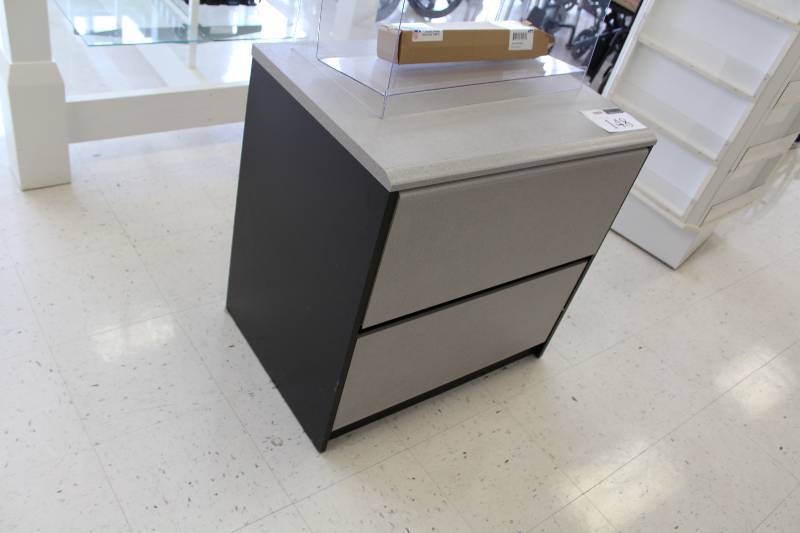 lot 148 image: 2-Drawer Lateral File Cabinet