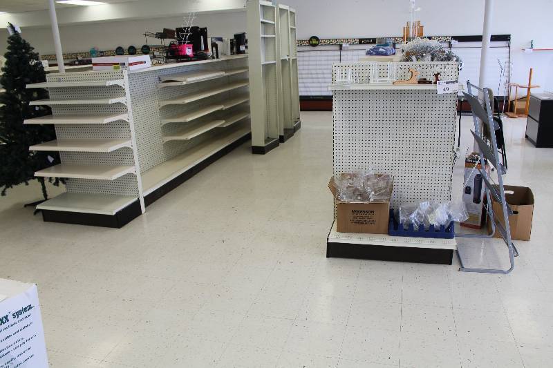 lot 164 image: Lot of (2) Commercial Display Racks