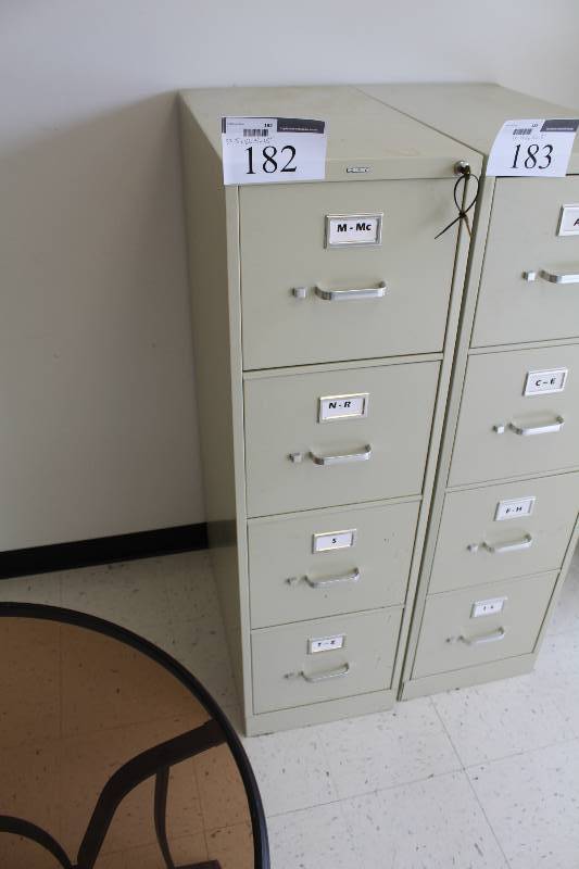 lot 182 image: Hon Locking 4-Drawer Metal File Cabinet