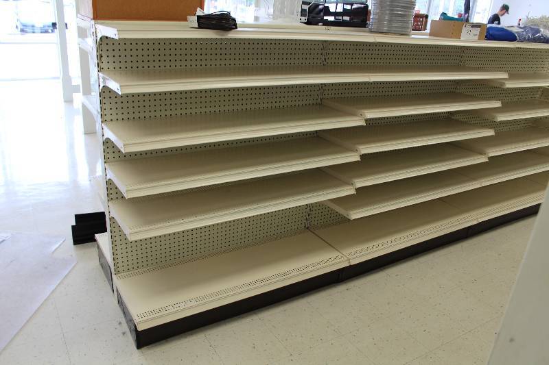 lot 167 image: Lot of (2) Commercial Display Racks