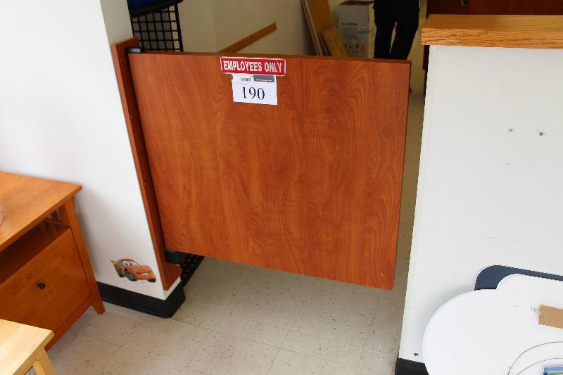 lot 190 image: Locking Wood Swinging Half Door