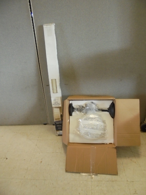 lot 26 image: Ceiling Light and Mini-Blind