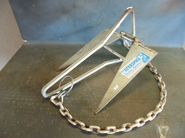 lot 32 image: Boat Anchor