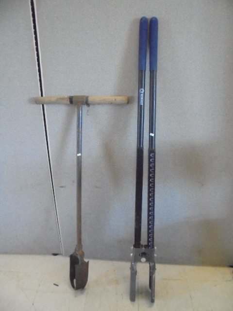 lot 68 image: Post Hole Diggers