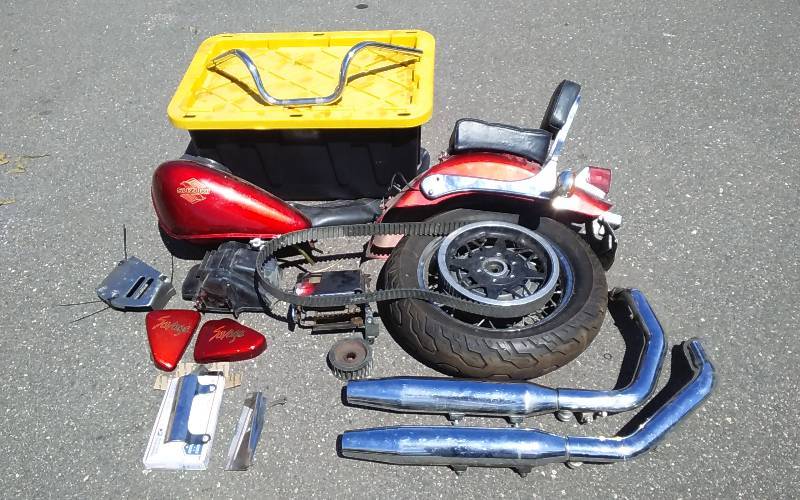 lot 23 image: 1986 Suzuki Savage Motorcycle Parts