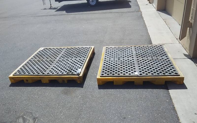 lot 44 image: 2-Barrel Containment Barriers (For Spillage)